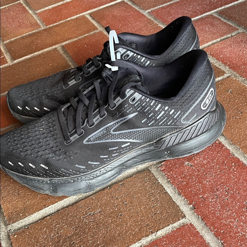 Brooks Glycerin 20 Black Athletic Shoes